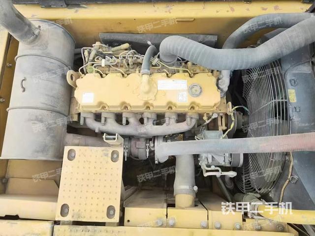 發(fā)動(dòng)機(jī)整體俯視（整機(jī)外觀）