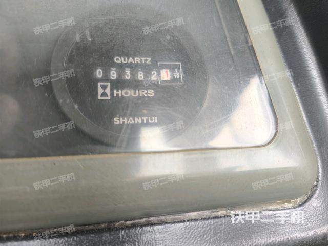 玻璃角標（推土機駕駛室）