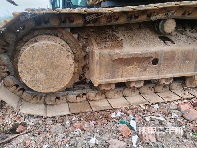 右驅(qū)動(dòng)輪(行走機(jī)構(gòu)) 右驅(qū)動(dòng)輪(行走機(jī)構(gòu))