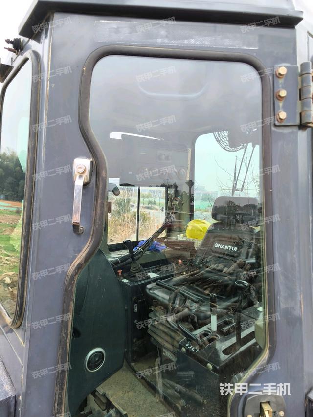 駕駛室外頂部全景（推土機駕駛室）