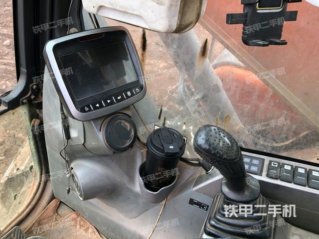 顯示屏?(駕駛室部分) 顯示屏?(駕駛室部分)
