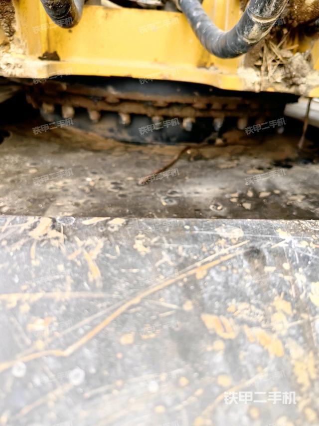 轉盤和下車架正前（工作和回轉裝置）