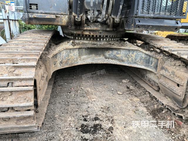 大臂根部?斜視（工作和回轉(zhuǎn)裝置）