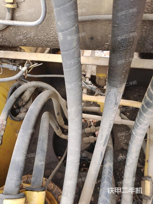 駕駛室頂部俯視（上車部件）