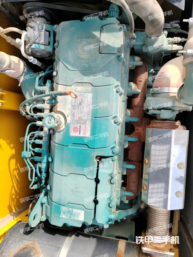 发动机整体俯视（整机外观）