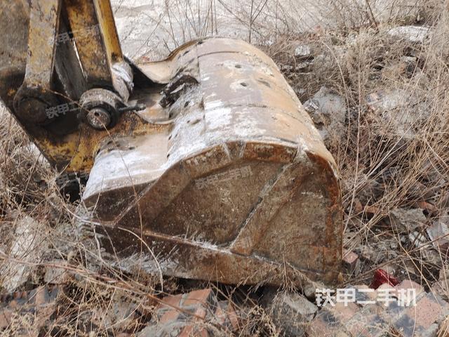 小臂整體左后（工作和回轉(zhuǎn)裝置）