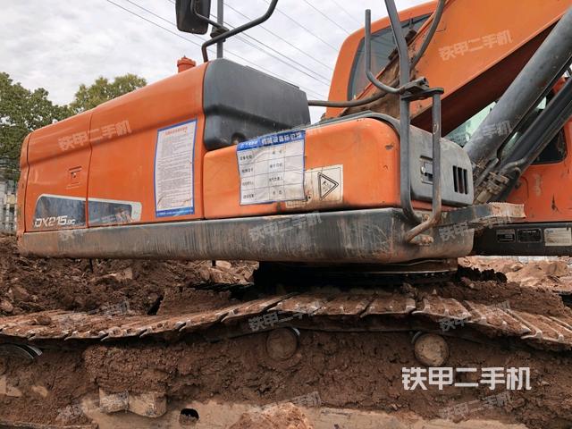 右前45(整機(jī)外觀) 右前45(整機(jī)外觀)