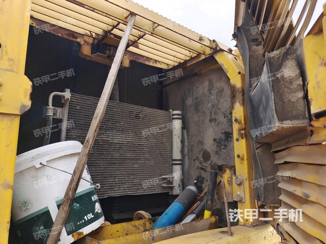 散熱器正面（大件艙室）