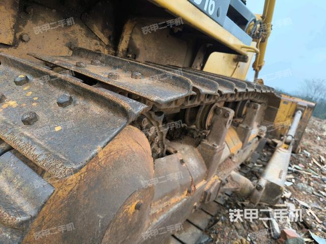 左驅(qū)動輪（推土機底盤及工作裝置）