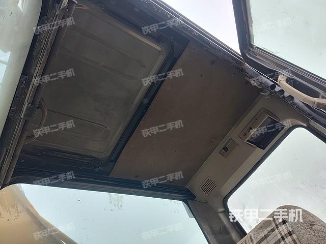 駕駛室頂部（整機(jī)外觀）