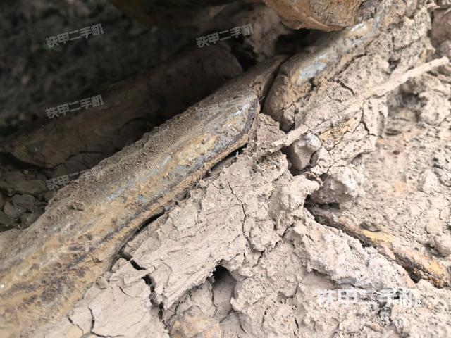 左側(cè)履帶整體?（行走機構(gòu)）