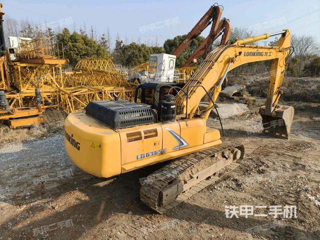 右后45(整機(jī)外觀) 右后45(整機(jī)外觀)