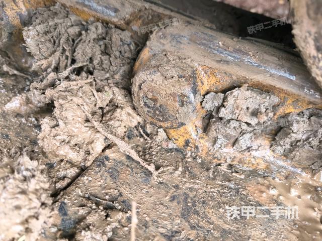 右驅(qū)動(dòng)輪（行走機(jī)構(gòu)）