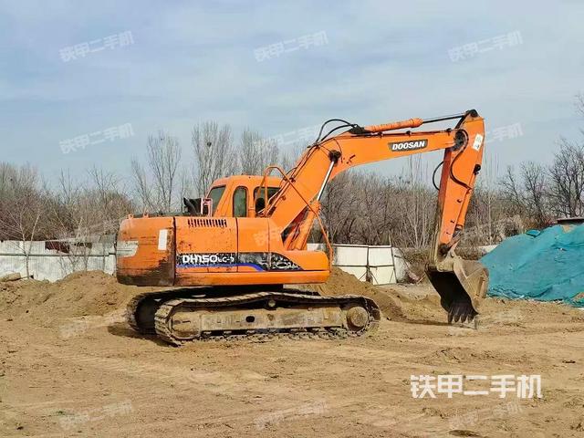 整機(jī)右后45°(整機(jī)外觀(guān)) 整機(jī)右后45°(整機(jī)外觀(guān))