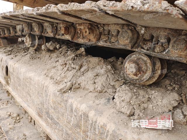 右側(cè)履帶整體（行走機構(gòu)）