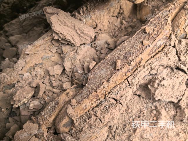 右側(cè)行走馬達蓋板（行走機構(gòu)）