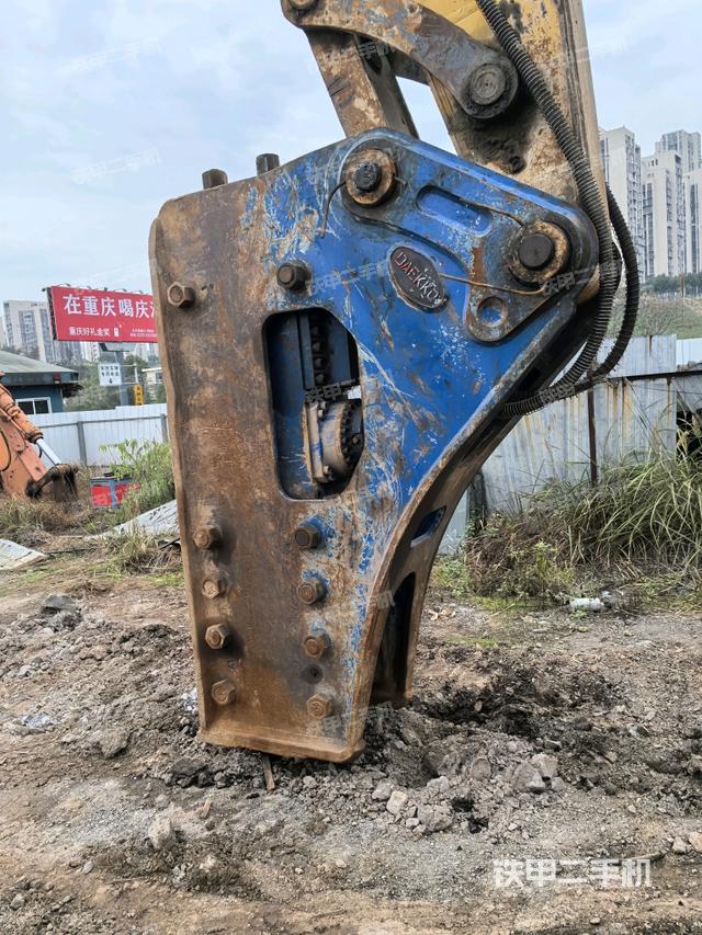 小臂整體左后（工作和回轉(zhuǎn)裝置）