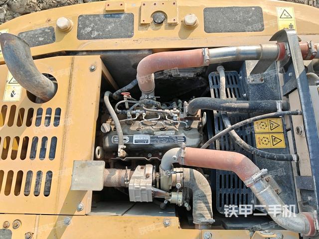 發(fā)動機(jī)室(上車部件) 發(fā)動機(jī)室(上車部件)