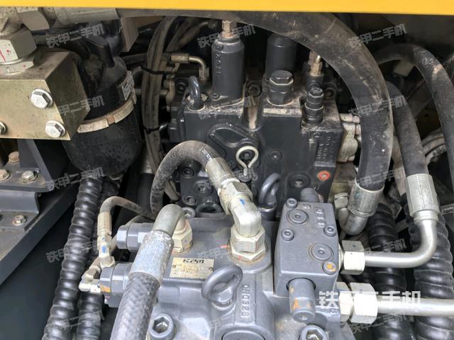 駕駛室頂部俯視(上車部件) 駕駛室頂部俯視(上車部件)