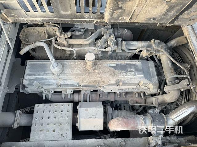 發(fā)動(dòng)機(jī)整體俯視(整機(jī)外觀) 發(fā)動(dòng)機(jī)整體俯視(整機(jī)外觀)