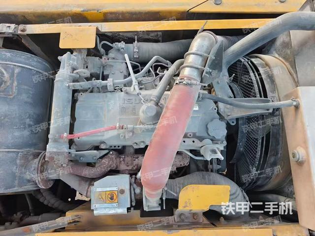 發(fā)動(dòng)機(jī)整體俯視(整機(jī)外觀) 發(fā)動(dòng)機(jī)整體俯視(整機(jī)外觀)