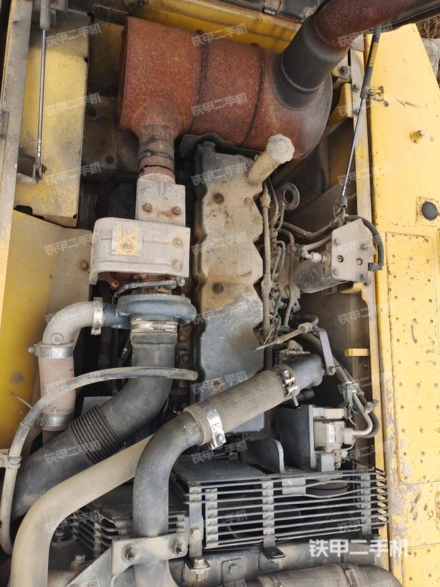 氣門室蓋螺絲特寫（上車部件）