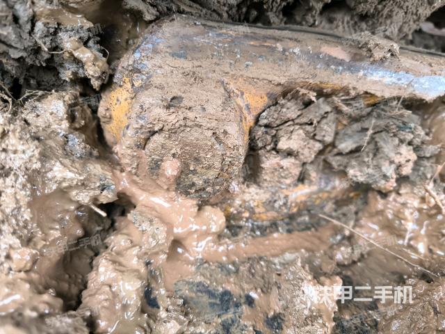 左側(cè)行走馬達(dá)蓋板（行走機(jī)構(gòu)）