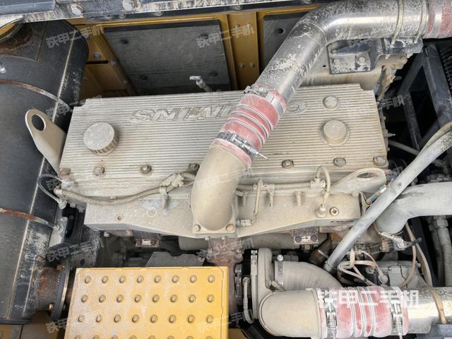 氣門室蓋螺絲特寫（上車部件）