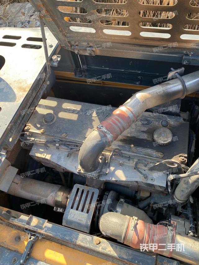 发动机整体俯视（整机外观）