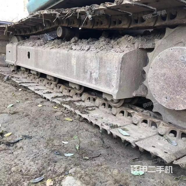 单侧履带整体（整机外观）