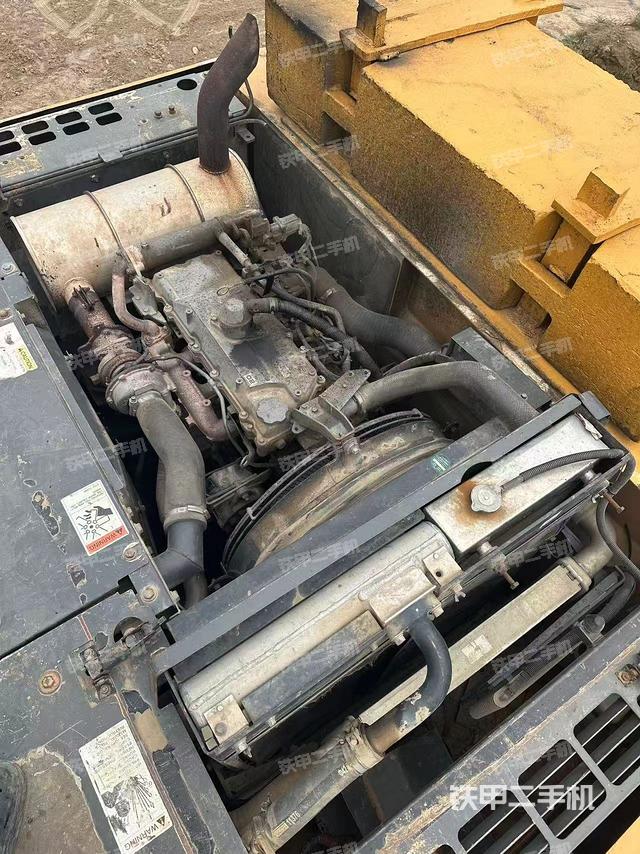 發(fā)動機整體俯視（整機外觀）