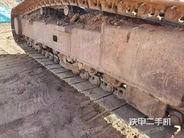 单侧履带整体（整机外观）