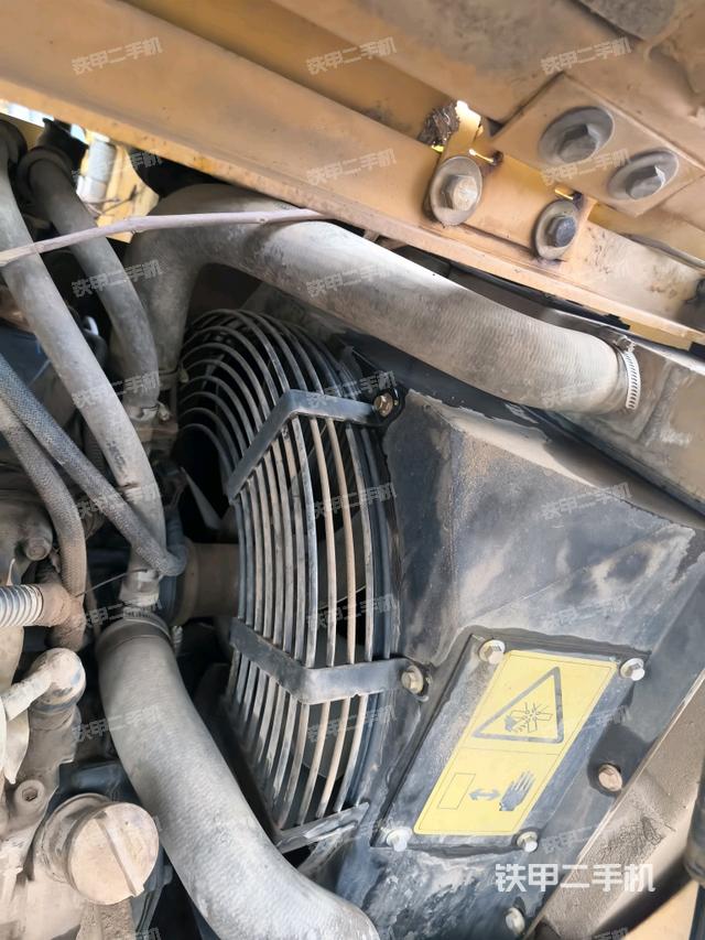 回轉(zhuǎn)馬達(dá)（上車部件）