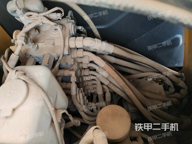 回轉(zhuǎn)馬達(dá)（上車部件）