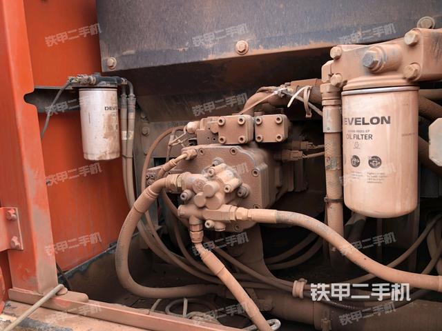 液壓泵斜45?左(大件艙室) 液壓泵斜45?左(大件艙室)