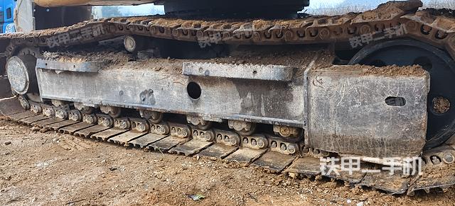 單側(cè)履帶整體（整機外觀）