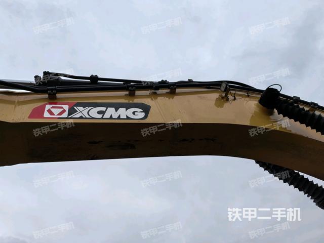 大臂油缸整體?豎拍(工作和回轉(zhuǎn)裝置) 大臂油缸整體?豎拍(工作和回轉(zhuǎn)裝置)