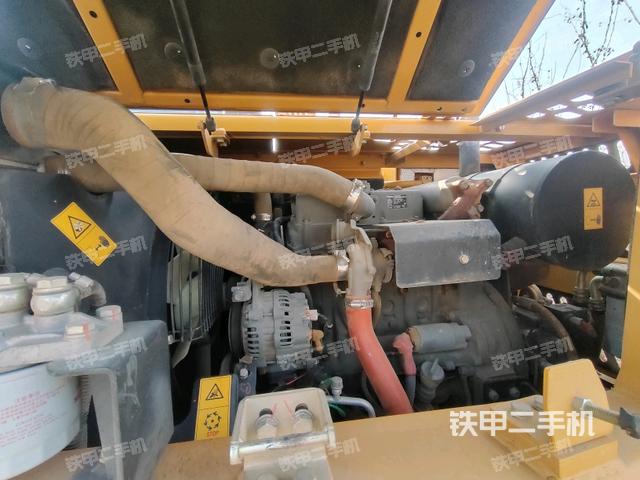 發(fā)動(dòng)機(jī)室(上車部件) 發(fā)動(dòng)機(jī)室(上車部件)