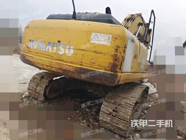 小松PC200-8挖掘机的设备实拍-第3张实拍照片