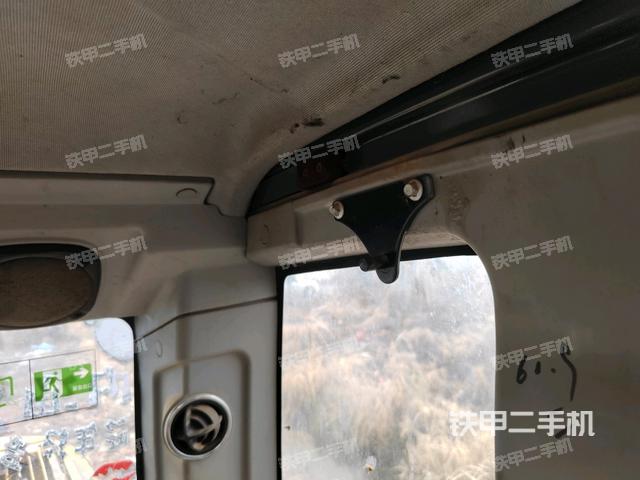 座椅后部（駕駛室部分）