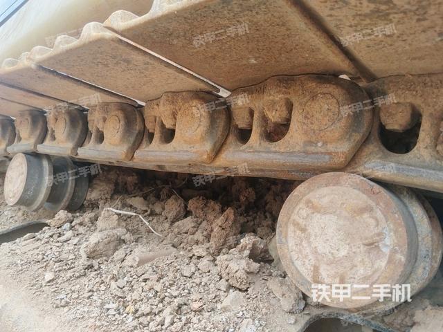 左托鏈輪和鏈筋(行走機(jī)構(gòu)) 左托鏈輪和鏈筋(行走機(jī)構(gòu))