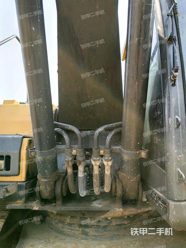 大臂油缸整體?豎拍（工作和回轉裝置）