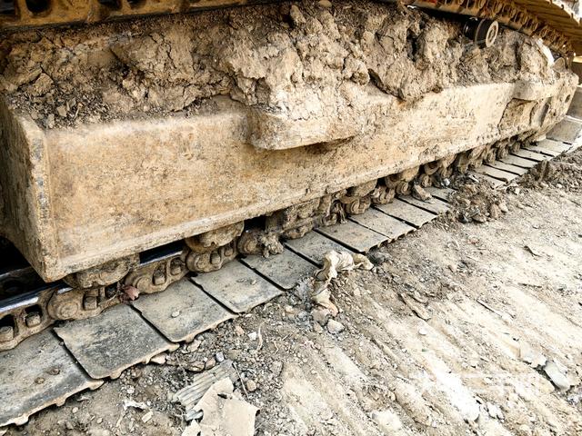 右側履帶整體（行走機構）