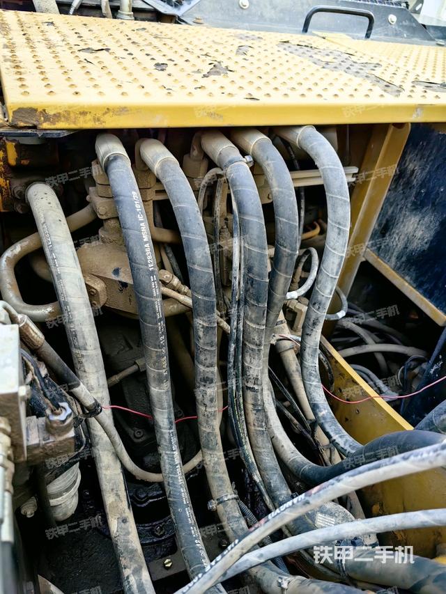 分配閥（上車部件）