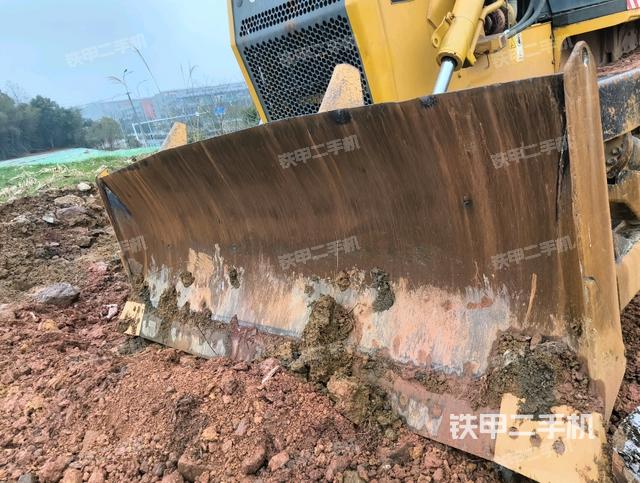 左引導輪（推土機底盤及工作裝置）