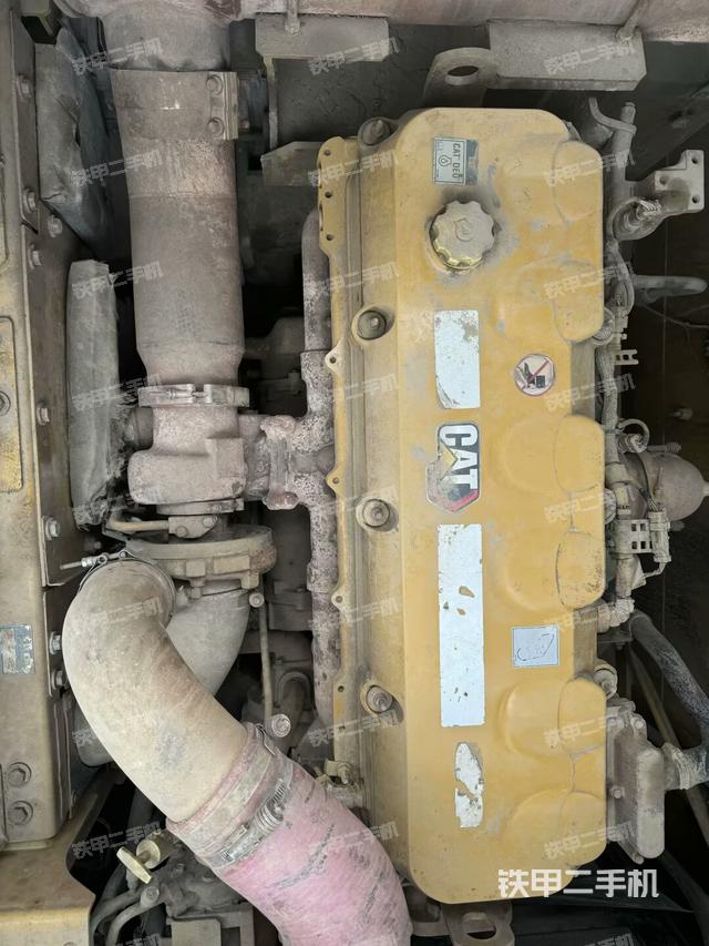 發(fā)動(dòng)機(jī)整體俯視(整機(jī)外觀) 發(fā)動(dòng)機(jī)整體俯視(整機(jī)外觀)