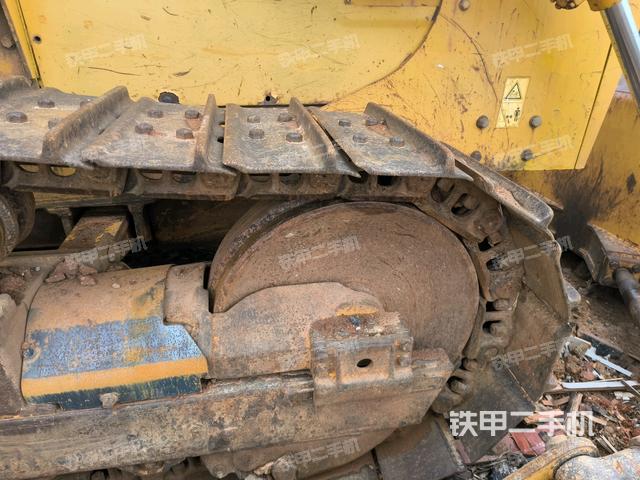 左引導輪（推土機底盤及工作裝置）