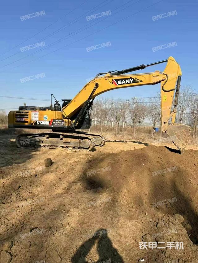 整機(jī)右后45°(整機(jī)外觀) 整機(jī)右后45°(整機(jī)外觀)