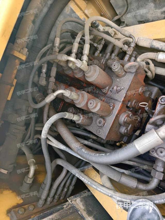 分配閥（上車部件）