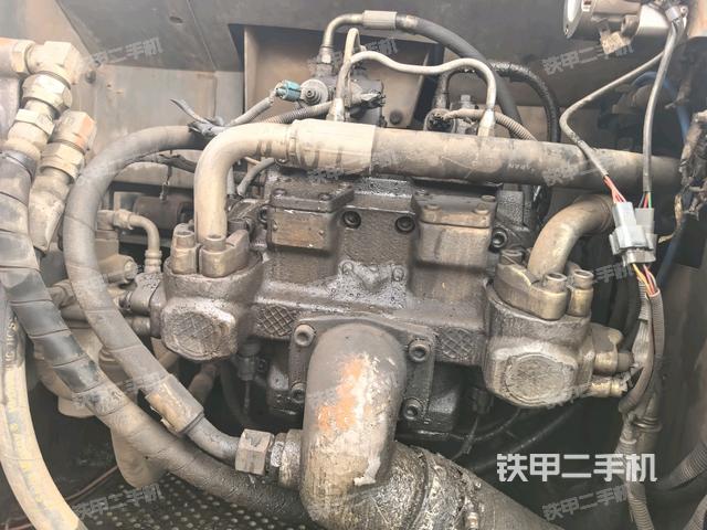 液壓泵斜45?左(大件艙室) 液壓泵斜45?左(大件艙室)